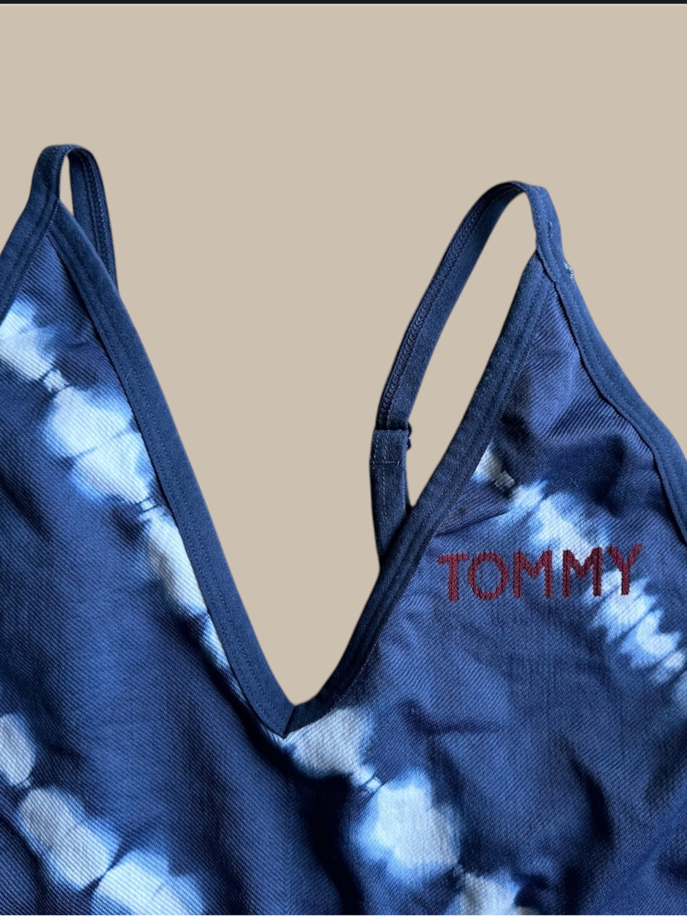 NEW WITHOUT TAGS Tommy Hilfiger Seamless Tie-Dye Bodysuit - Picture 4 of 7